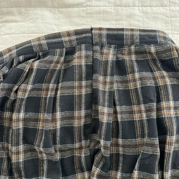 Paid Pleater A-line Mini Skirt Side Zip - Picture 5 of 7